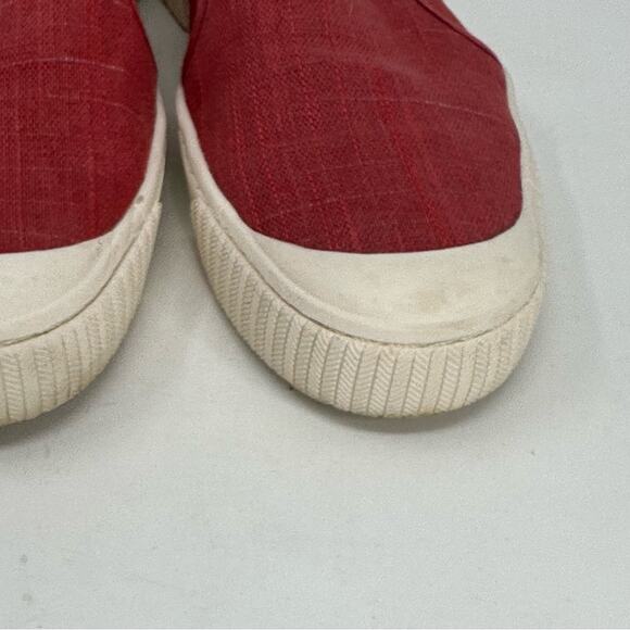 Zodiac Ciara Red Textured Slip On Sneakers - Picture 4 of 10